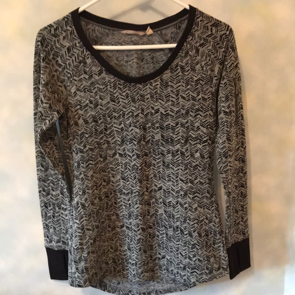 Athleta top